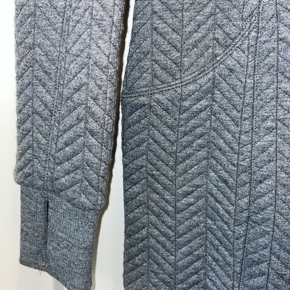 SzXS Shambhala quilted grey cowl neck cozy, after yoga sweater EUC - Picture 3 of 13